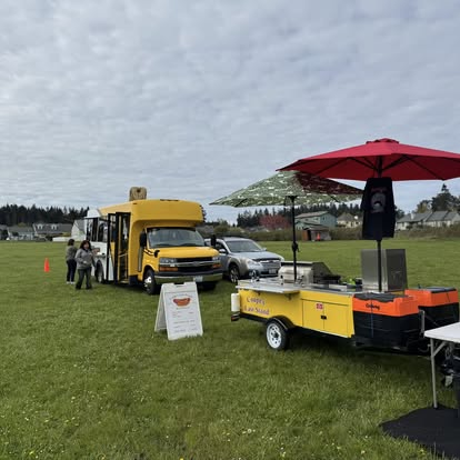 Coupe's Last Stand cart serving guests at an outdoor event on Whidbey Island